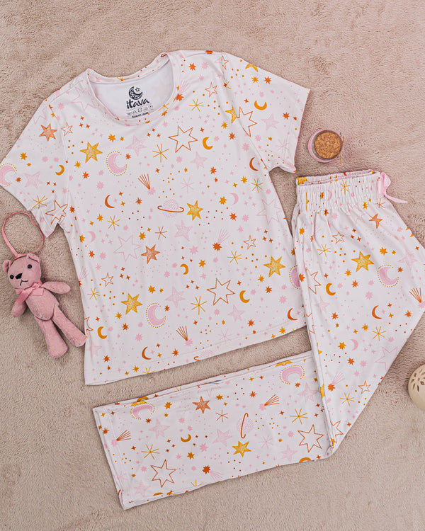 PIJAMA ESTAMPADA BLUSA + PANTALÓN