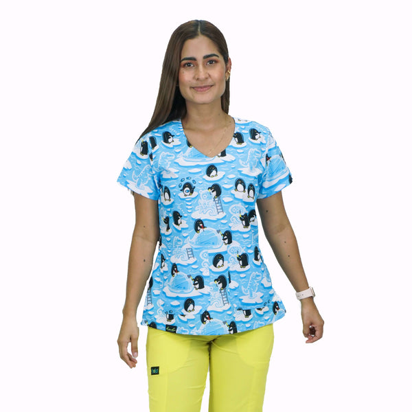 Uniforme antifluido licrado estampado mujer