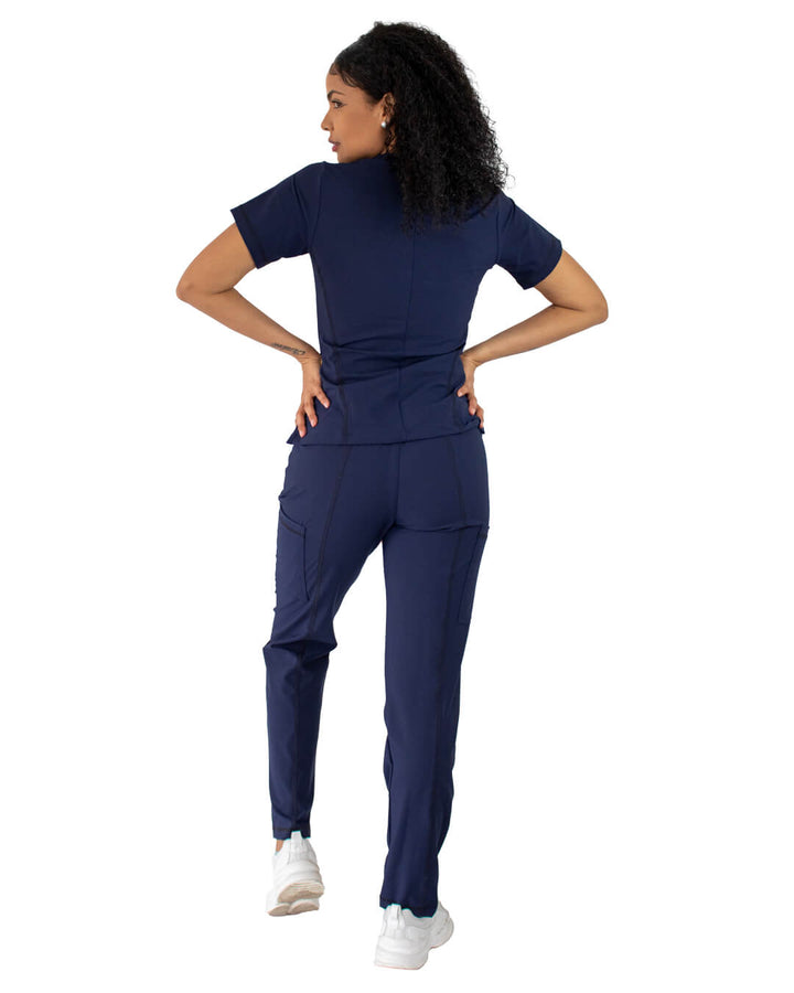 Uniformes-Medicos-Mujer-Antifluido-Moderno