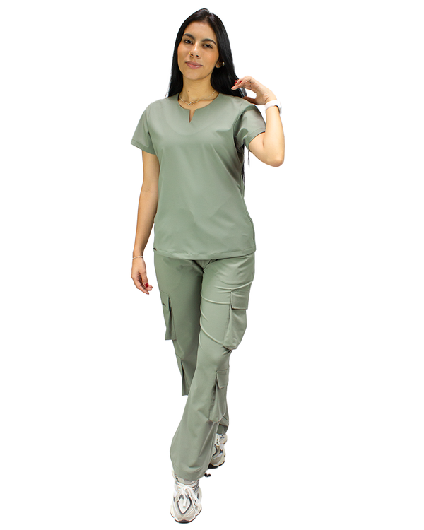 URBAN- Uniforme Unicolor Antifluido Licrado VERDE OLIVA